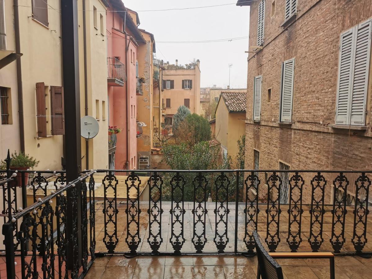 Residence Moline 11 Bologna Bagian luar foto